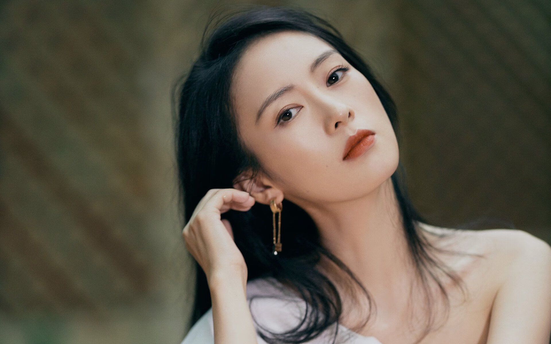 AYX官网-_新颖场地设计：未来感十足的高科技球场_，科幻篮球场