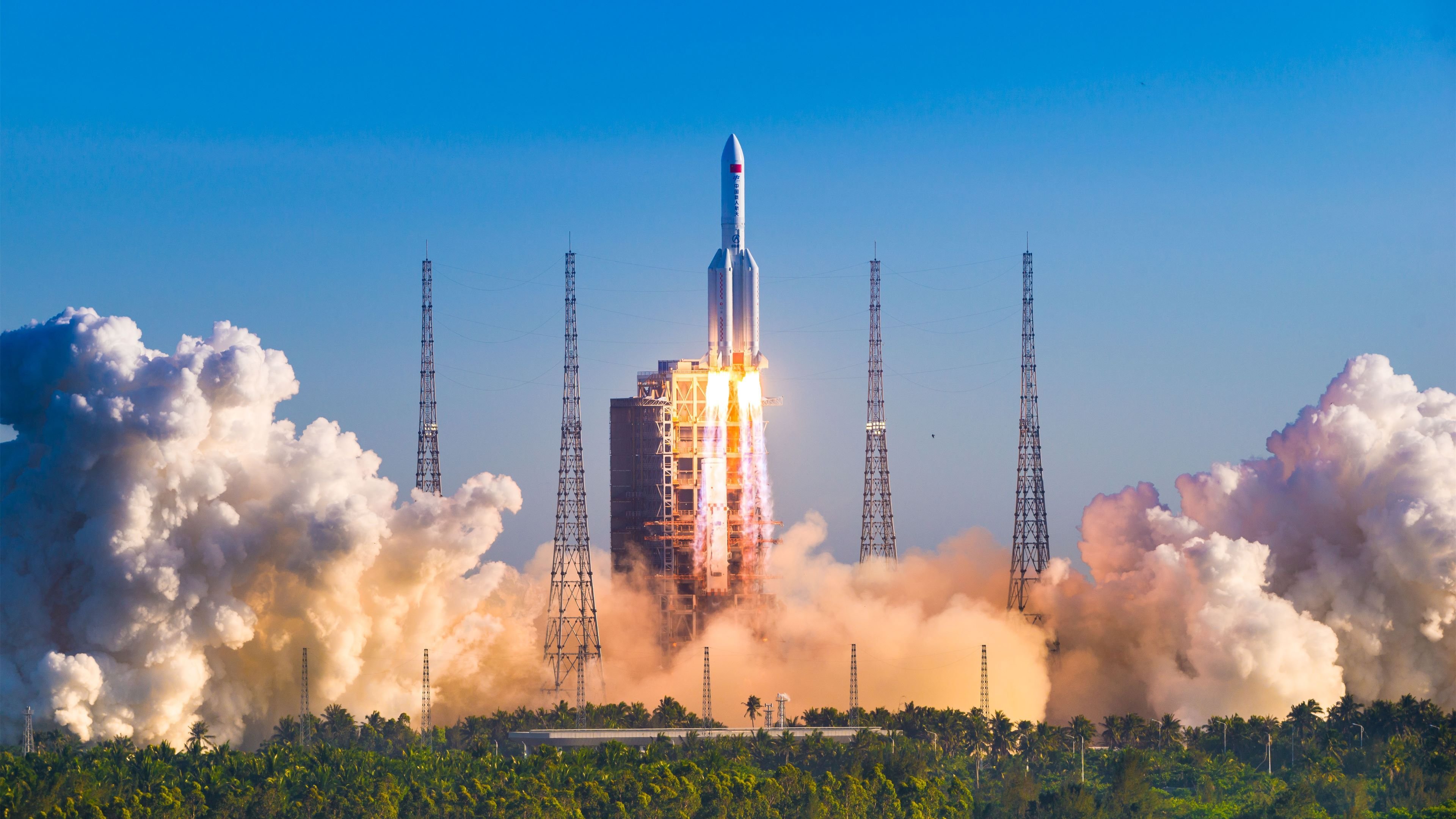 “校园足球联赛火热进行,激发青少年足球兴趣”,全国青少年校园足球特色学校汇报材料