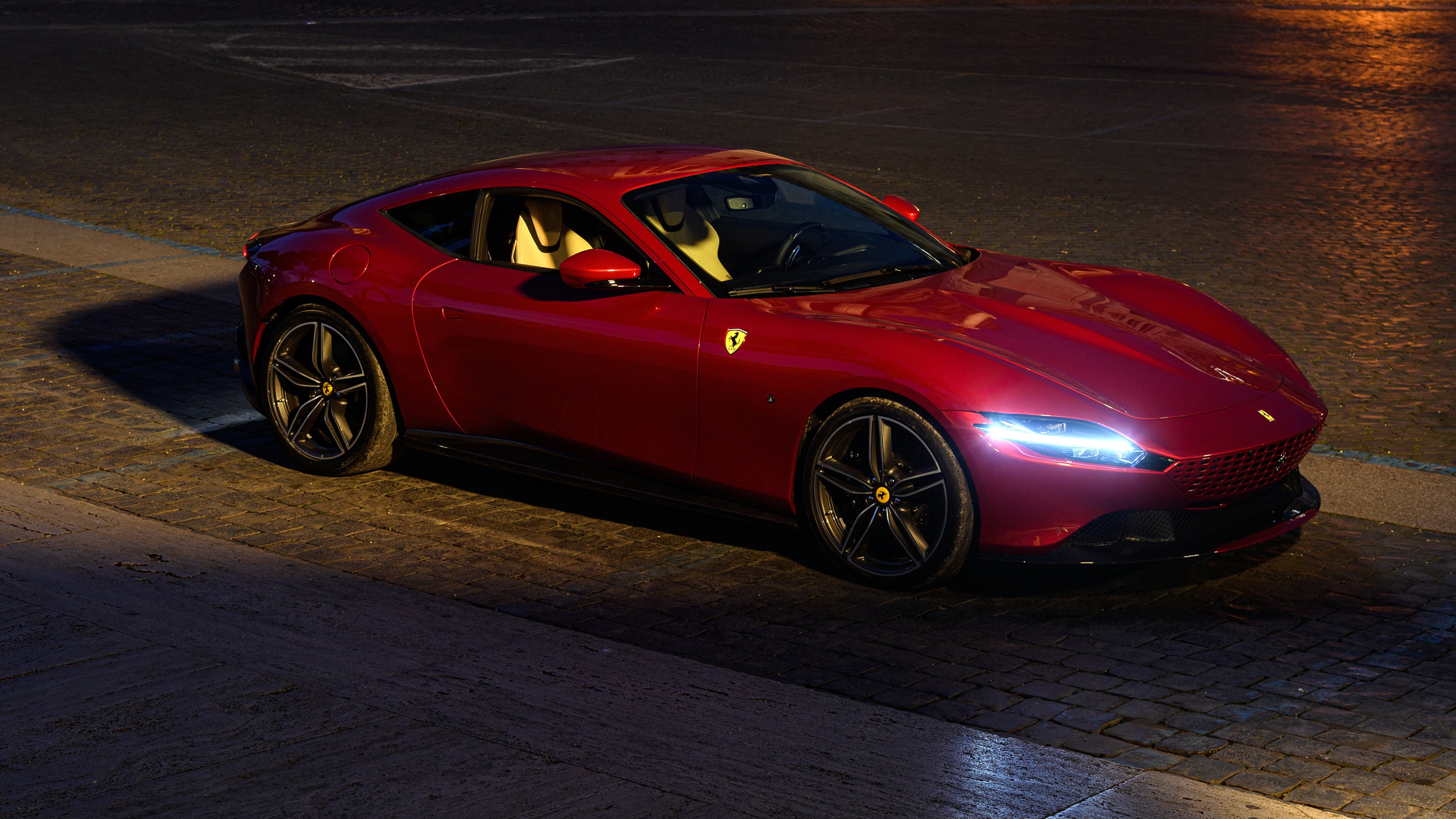 横滨水手主场大胜对手,横滨水手主力前锋