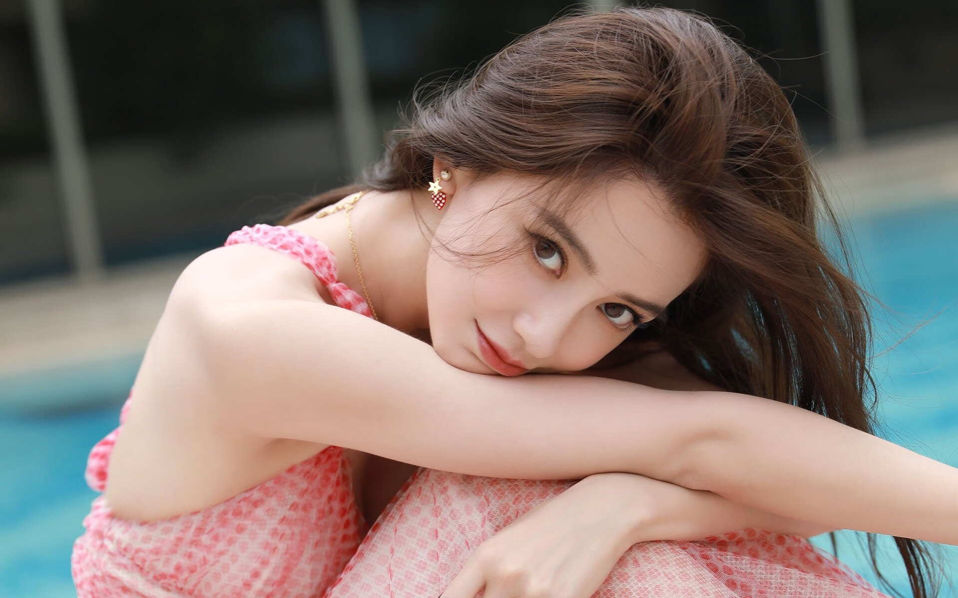 AIYOUXI.COM-红烧普罗旺斯，欧冠赛场双雄对决，红和普罗旺斯什么关系