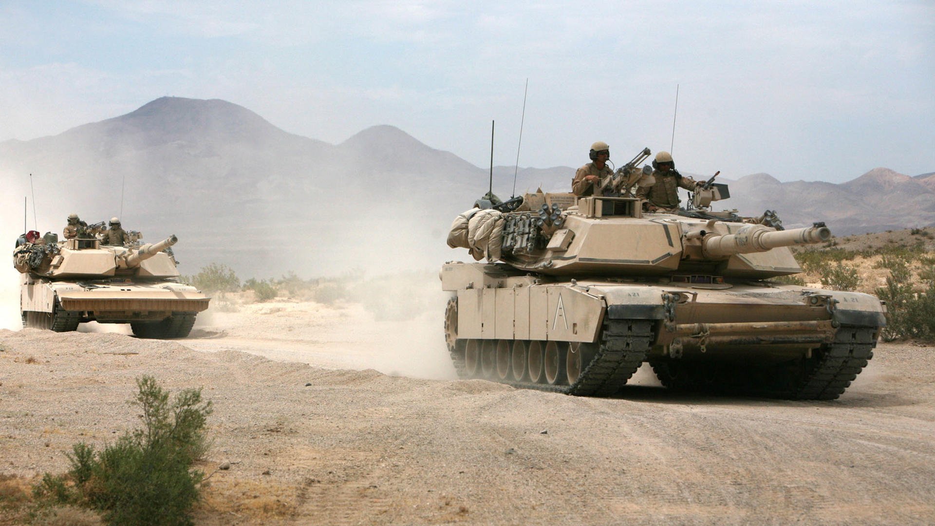 爱游戏平台-紧张激烈的对抗，球员心理战亦激烈，激烈紧张的比赛场面