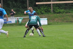 爱游戏电竞官网-中国足球归化球员表现对照，中国足球归化球员名单